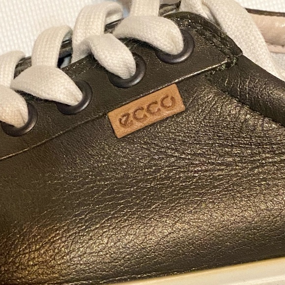 Ecco Soft 7 Sneakers Size 5 Wide Width EUC metallic deep green taupe color - Picture 4 of 14
